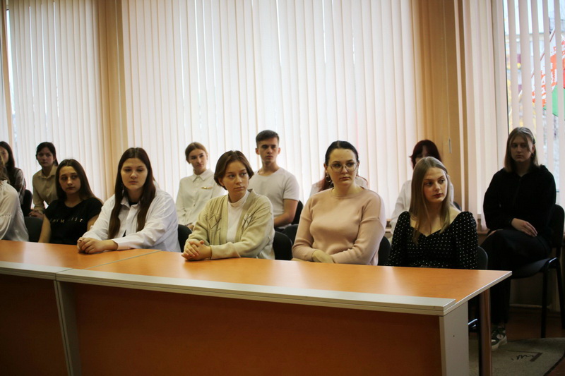 Молодежь Новогрудчины включилась в обсуждение законопроекта о Всебелорусском народном собрании