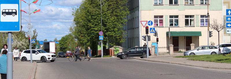 Кто в Новогрудке неправильно переходит дорогу, проверили сотрудники Госавтоинспекции